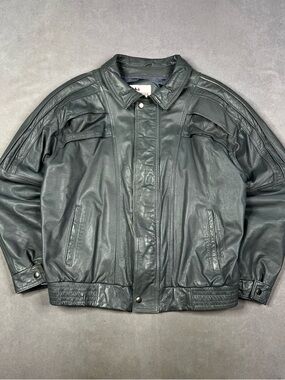 Men's Gray Leather Bomber Jacket Vintage